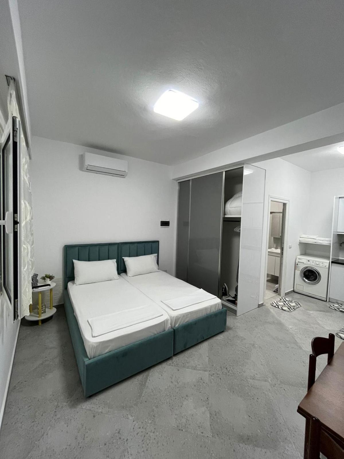 Villa Likaj เบราท ภายนอก รูปภาพ